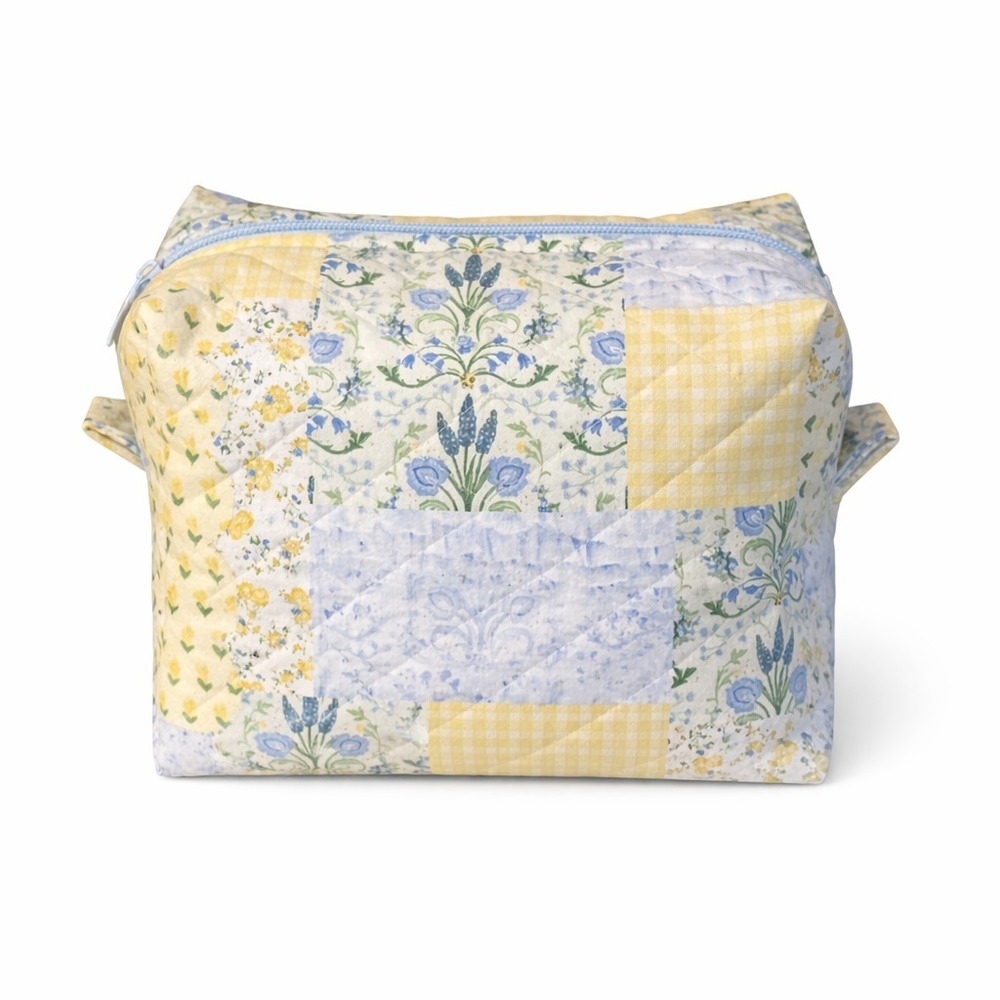 Quilted Patchwork Makeup Bag Floral Cosmetic Pouc… - image 1